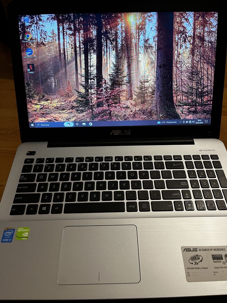 Laptop ASUS X555L