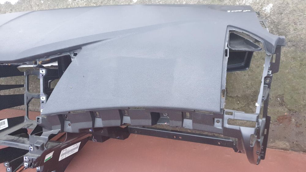 Торпеда панель приборов 847103S000RY Hyundai Sonata YF разборка