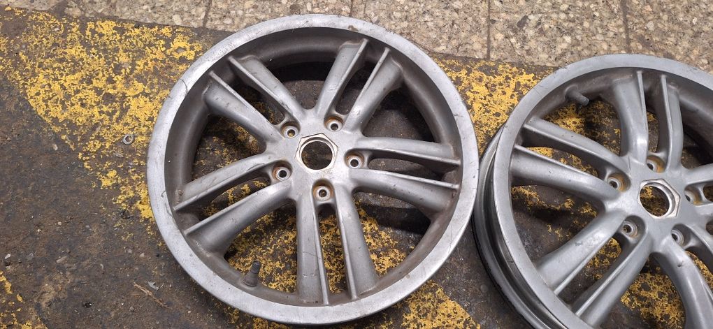 Piaggio Mp3 Yourban Felgi przód komplet 13"