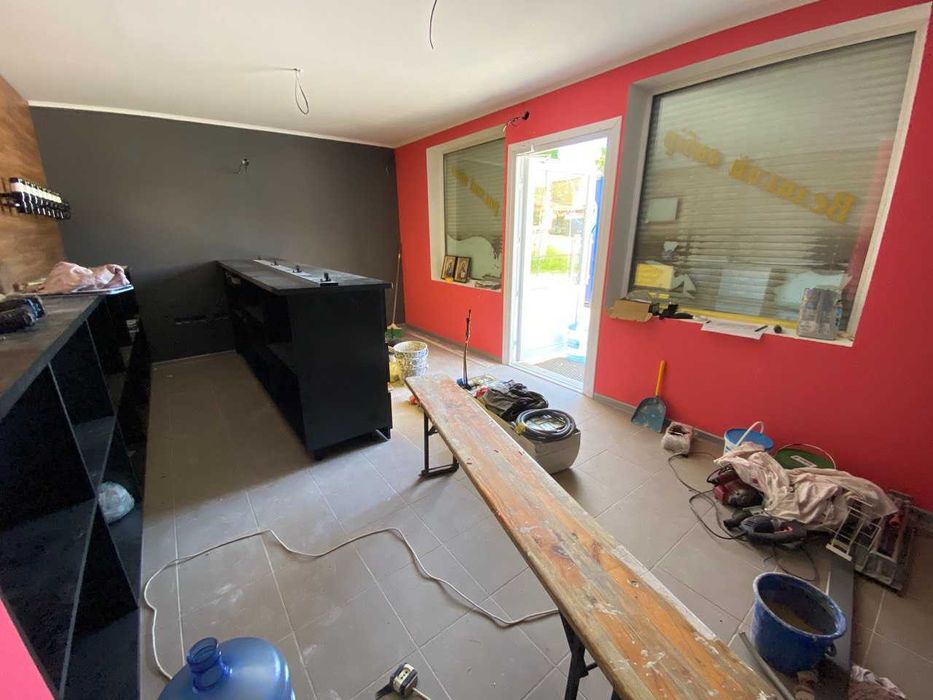 Полиця для торгівлі