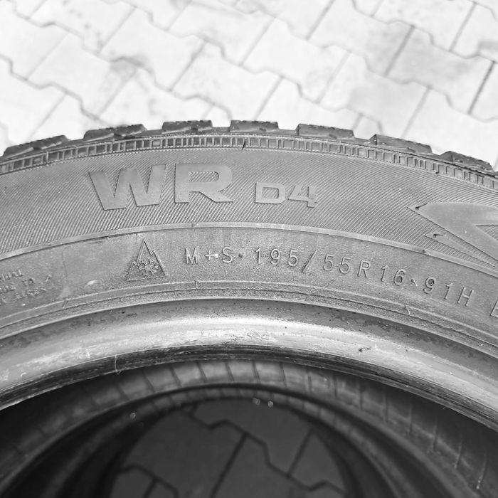 Opony zimowe Nokian WR D4 XL 195/55R16 4 szt