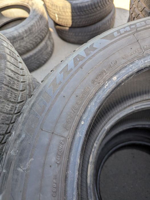 235/60R18 Bridgestone