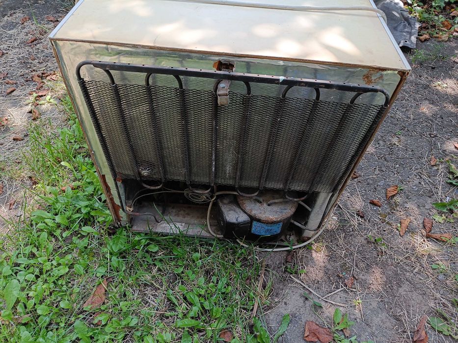 Продам холодильник, ч/б, німецький