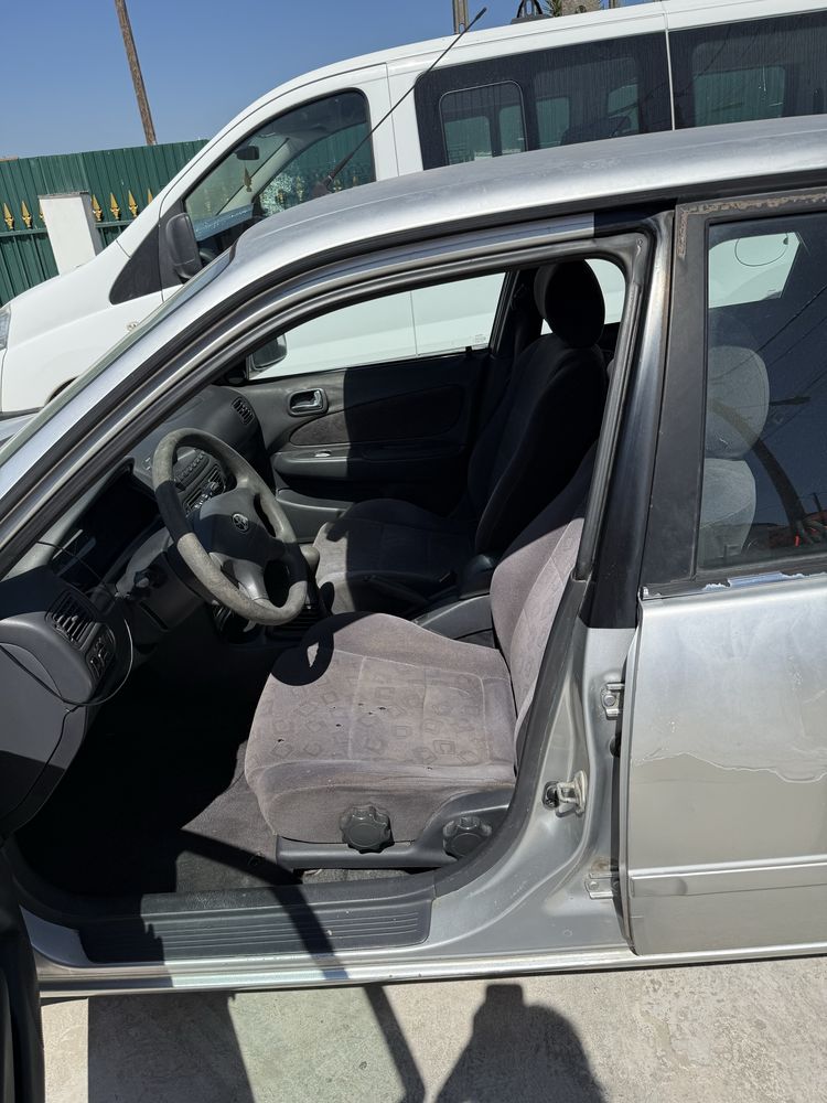 Toyota Corolla 1.4 gasolina 129000kms