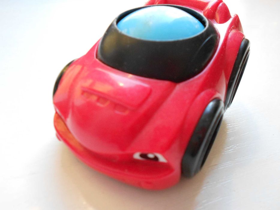 fisher price autko z grzechotką grzechotka auto