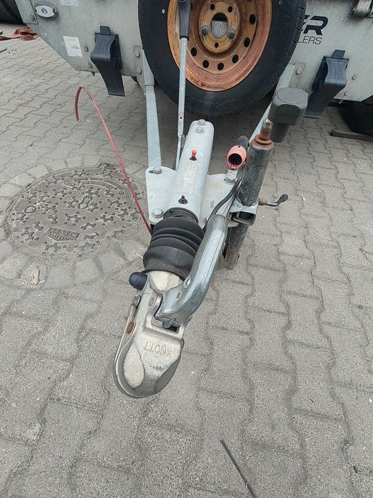 Syndyk sprzeda - naczepa dwuosiowa