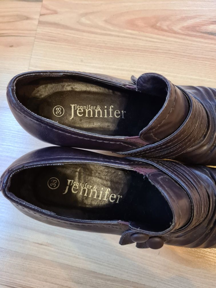 Śliwkowe krótkie botki Jennifer r.38