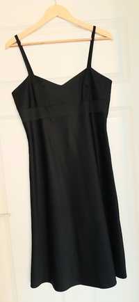Długa elegancka Czarna  sukienka 42