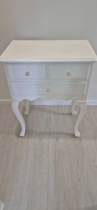 Movel de entrada em madeira