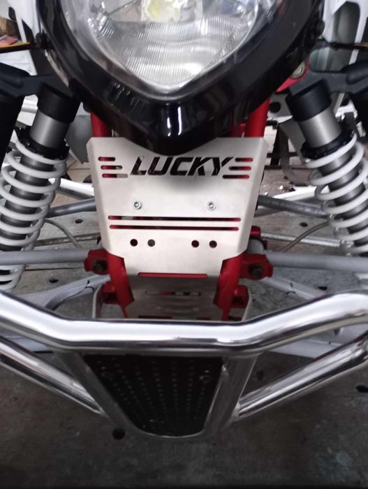 Osłona przednia ramy Lucky Star 250, 300, 400 Osłona airboxa swap