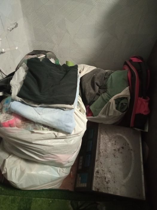 Віддам дитячий одяг для дівчаток