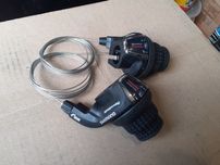 ВЕЛОсипедные грипшифты/переключатели скоростей Shimano SL-RS35(3x7).