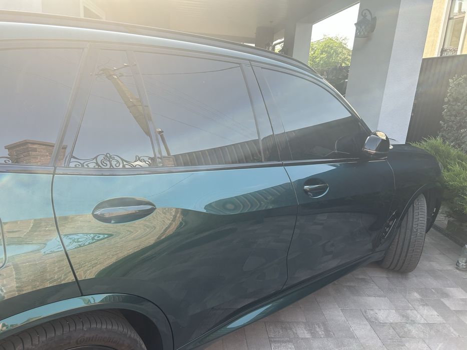 Продам BMW X5 2024