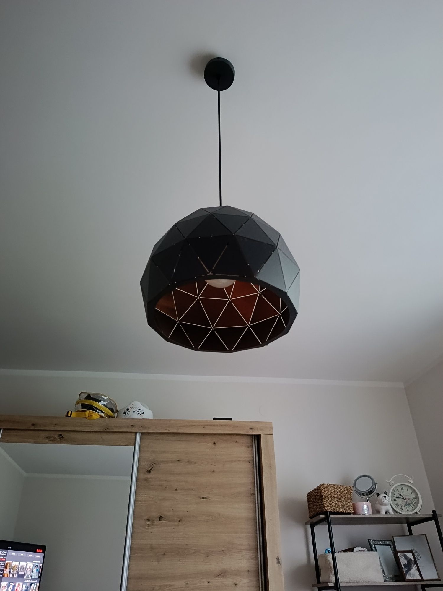 Lampa sufitowa wisząca nowoczesna matowa geometryczna