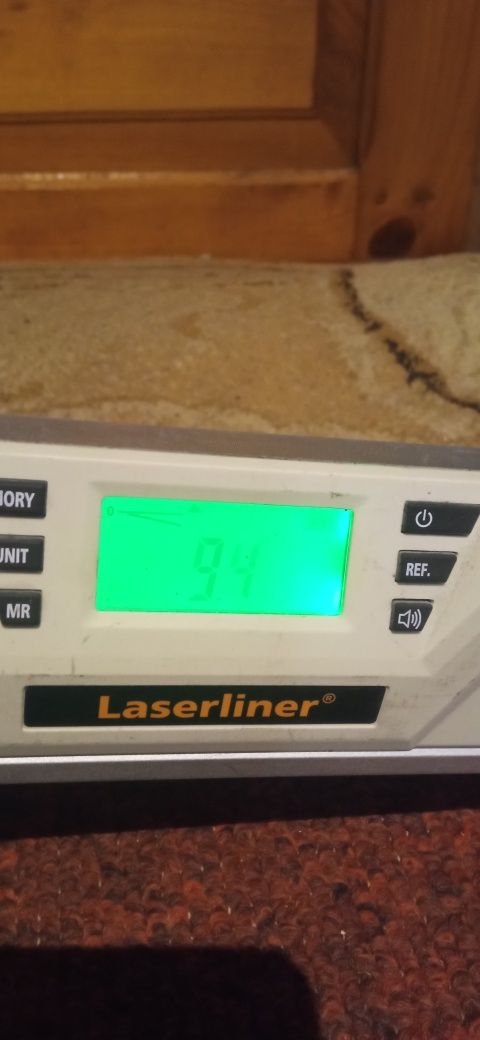 Цифровой  уровень угломер Laserliner