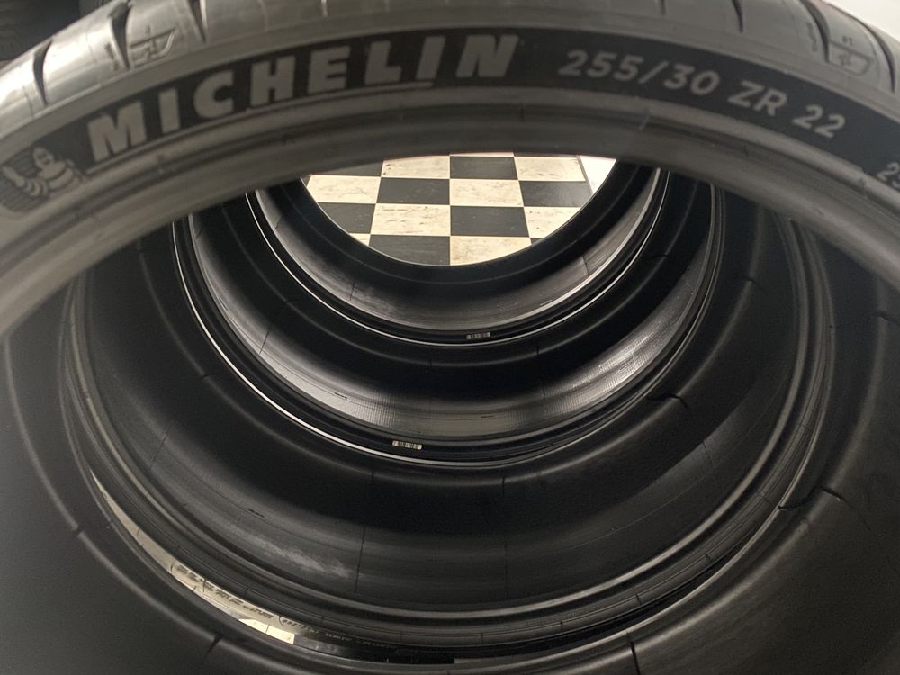 Opony 255/30/22 Michelin Pilot Sport 4S