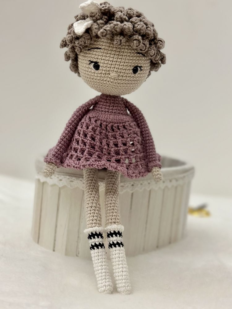 Boneca em croché/ amigurumi