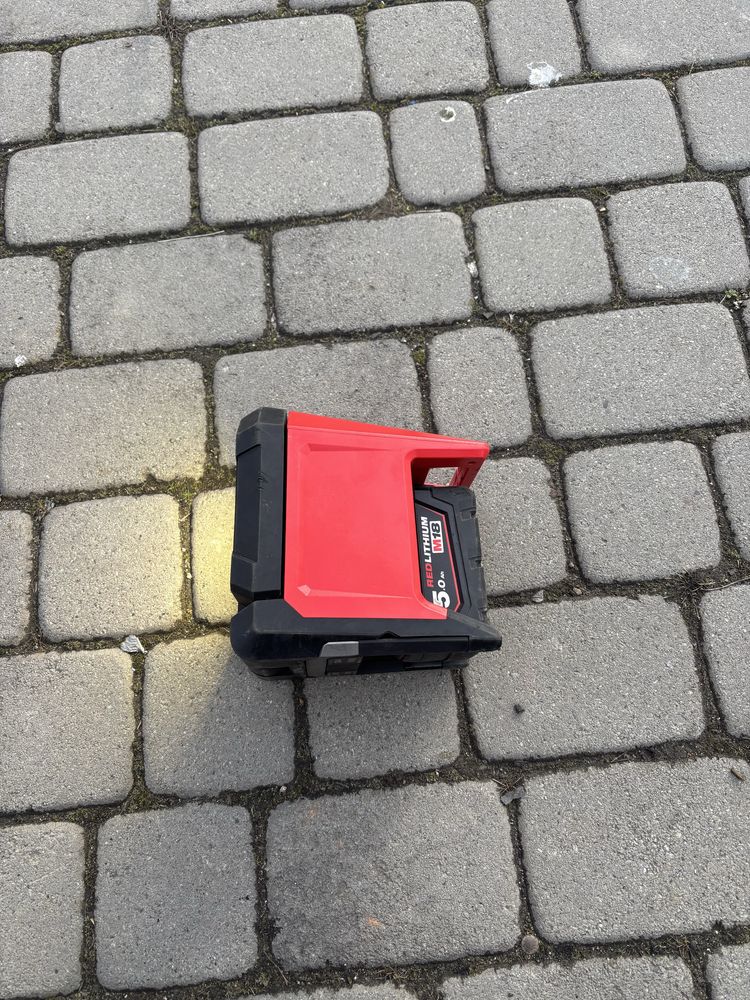 Ліхтар Milwaukee m 18 pal