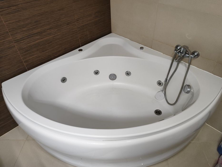 Banheira de hidromassagem