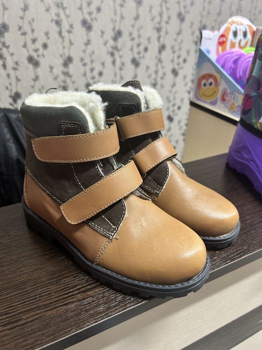 Зимові ботінки нові