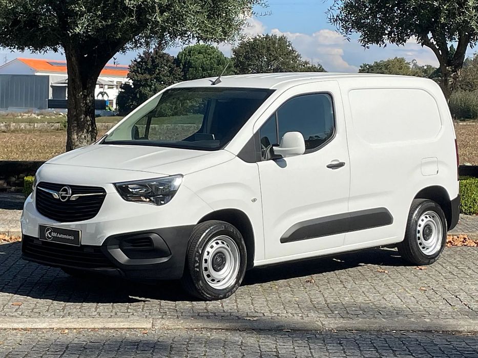 Opel Combo 1.5 CDTI IVA Dedutível