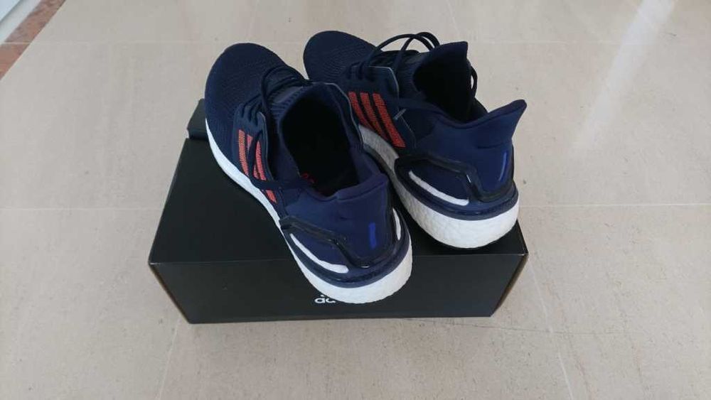 Ténis / Sapatilhas - Adidas Ultraboost 20 - NOVOS