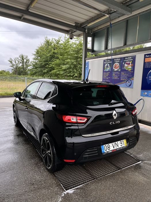 Renault clio 0.9 limited edition