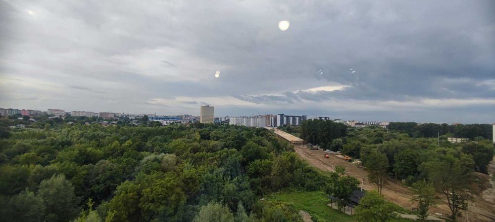 Гарна квартира з чудовим краєвидом на місто в новому ЖК вул. Хіміків