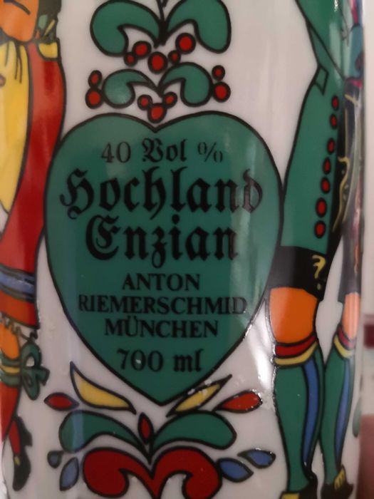 Stara ozdobna butelka ceramiczna