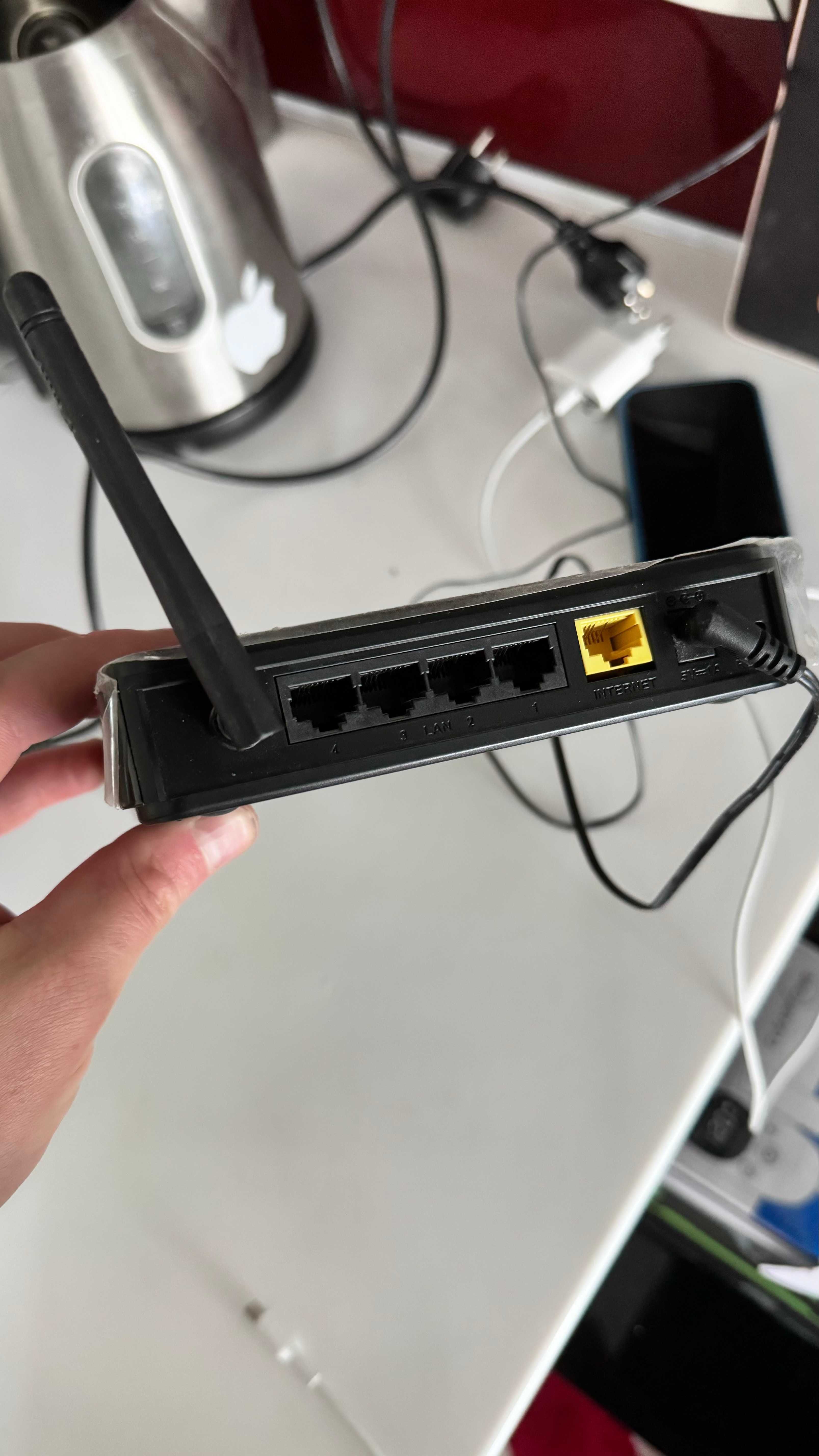 Продам Маршрутизатор D-Link DIR-300/NRU/B6A