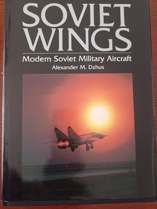 Livro sobre força aérea soviética