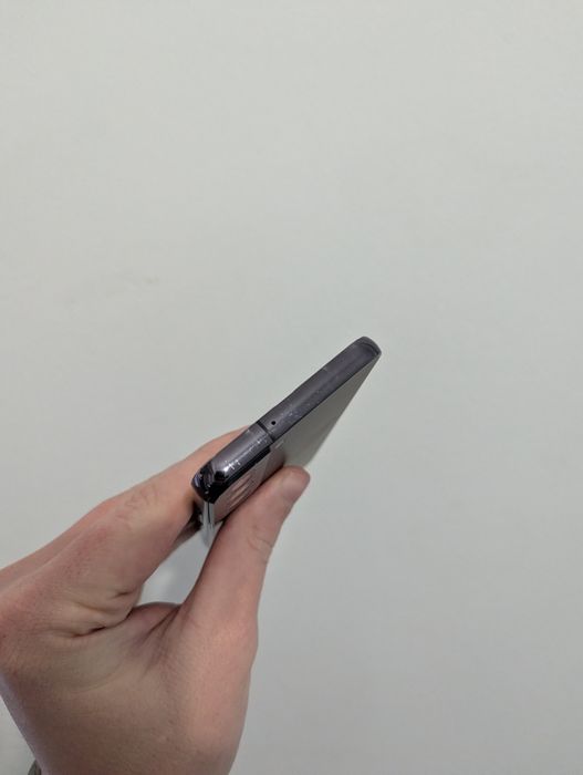 Samsung s22 Black 8/128gb Neverlock