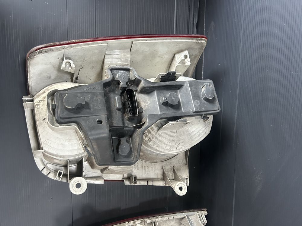 Задній фонарь vw touran
