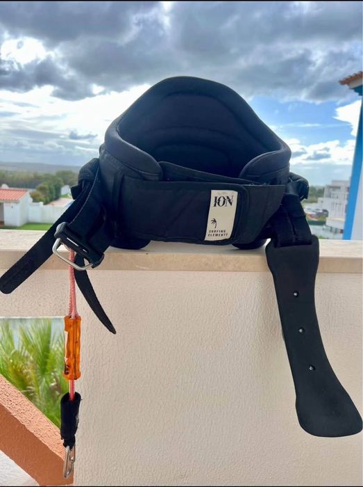 Harness ION with leash and front stealth bar