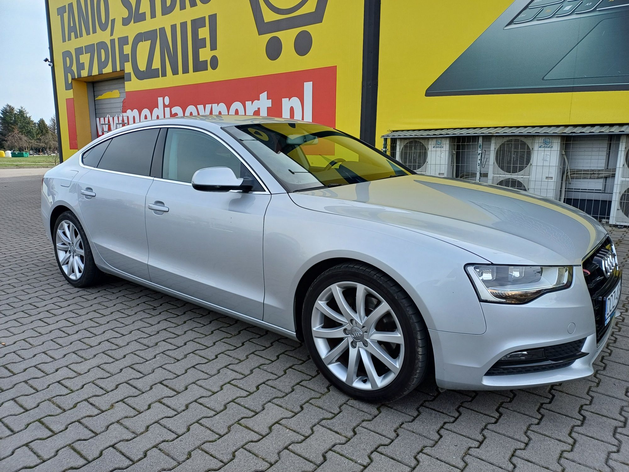 Perfekcyjne Audi A5 Sportback 2012r 2.0tdi 140KM 1wł