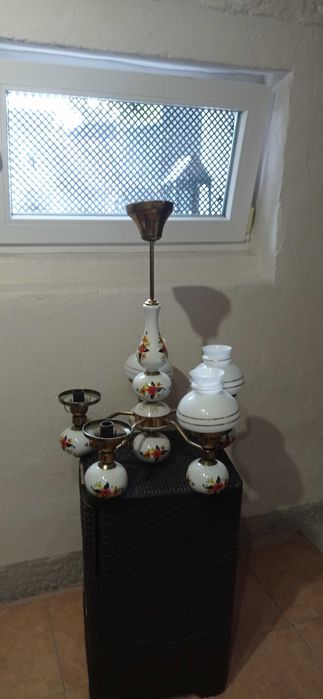 Żyrandol porcelana, mosiądz PRL