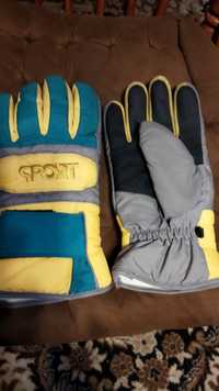 Продам перчатки и рукавицы