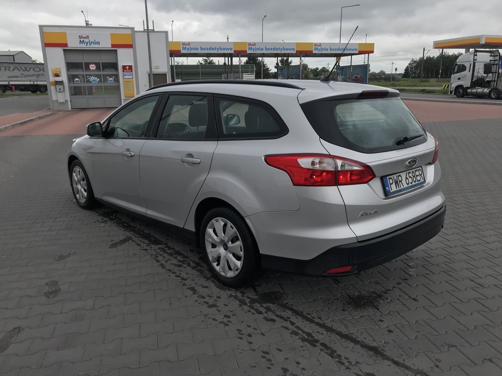 Ford  Focus   1,6  Diesel   Salon  Polska