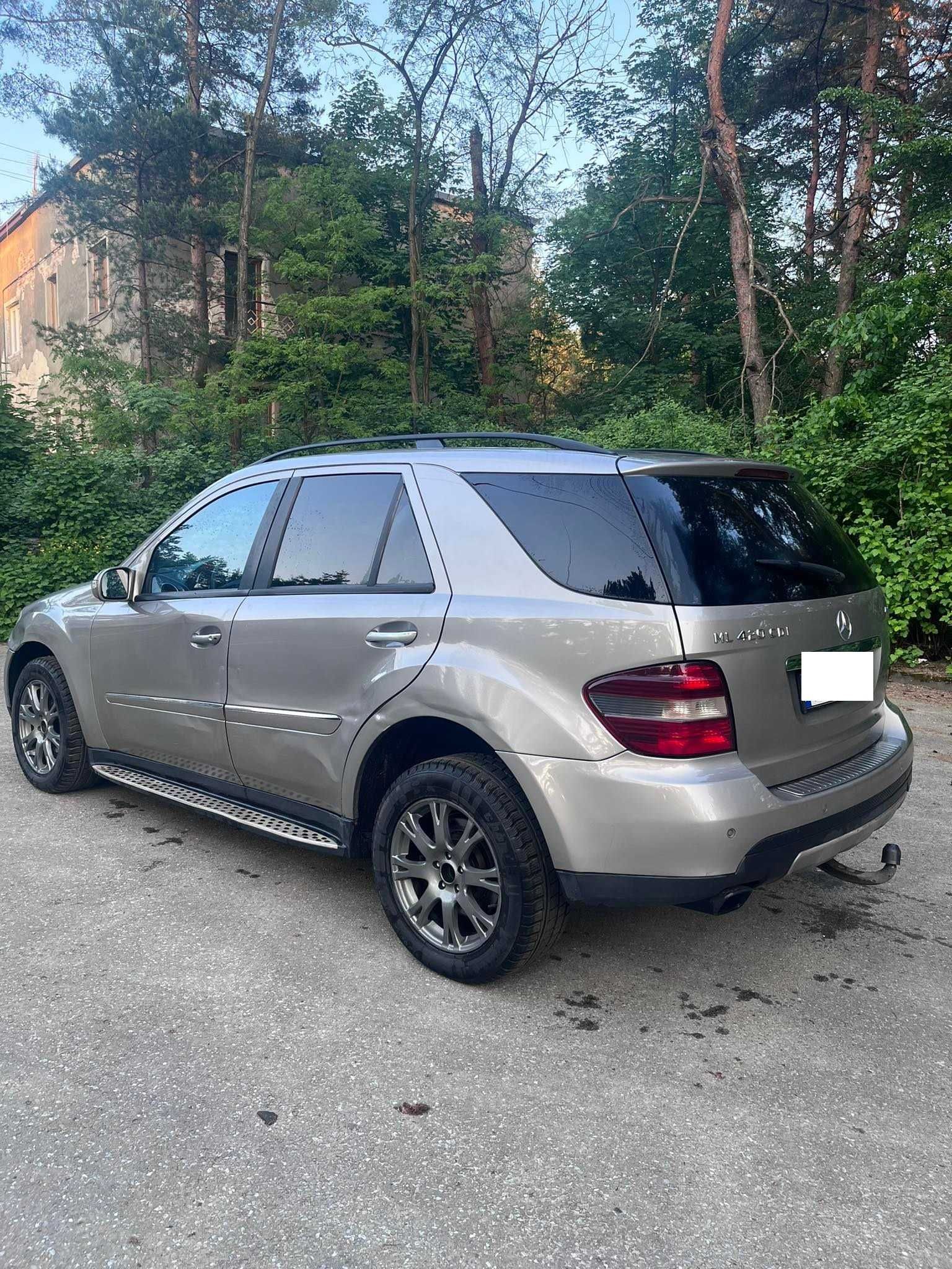 Mercedes ML 420 CDI, rok 2007, diesel - polcam