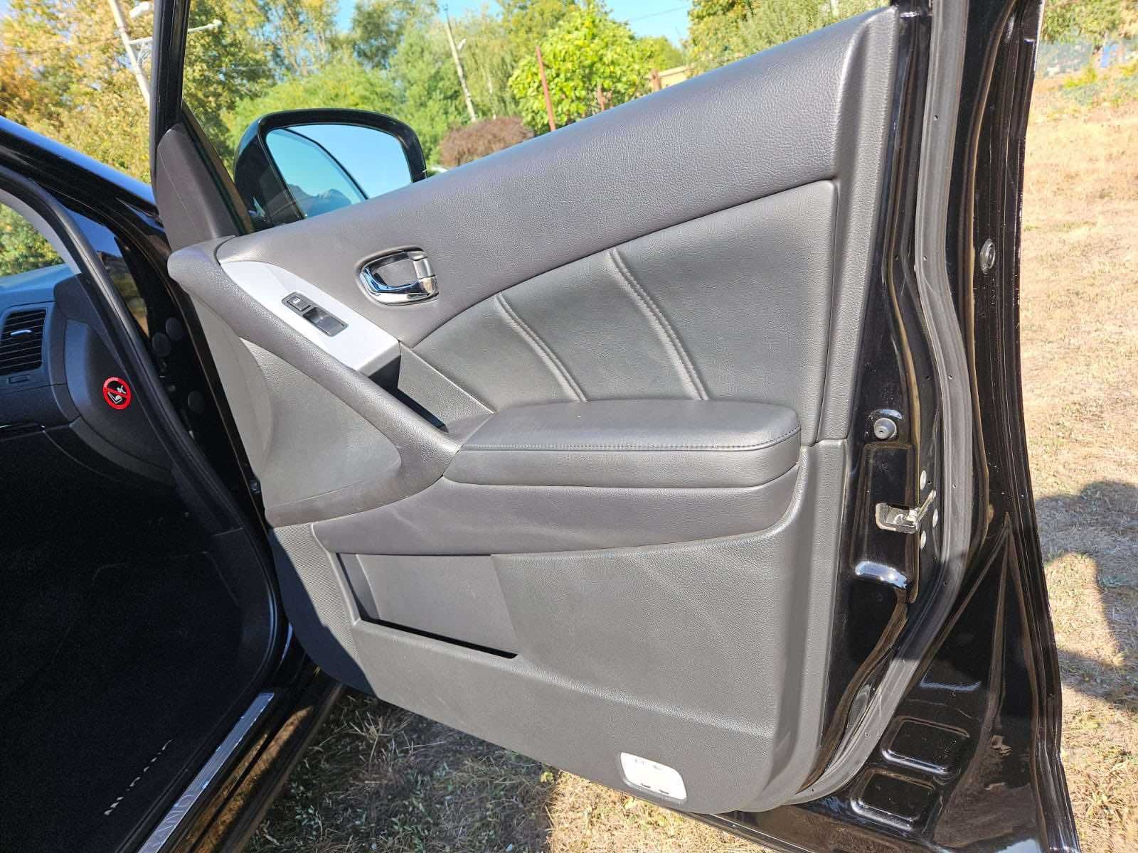 Авто Nissan Murano 2013