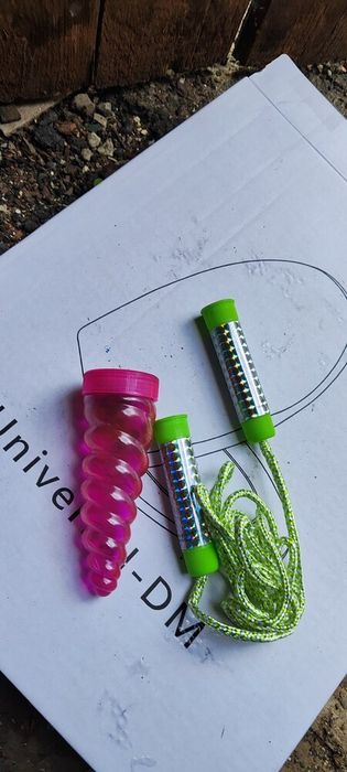 Віддам безкоштовно різні іграшки для дітей