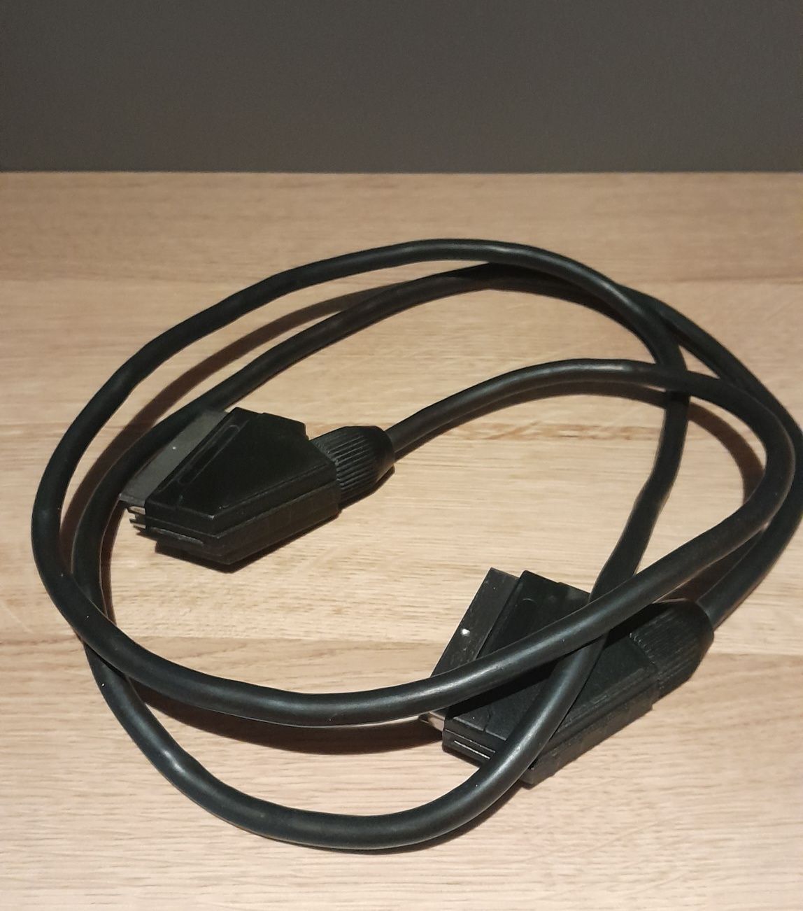 Rozdzielacz Euro Scart 3 gniazda i kabel SCART-SCART