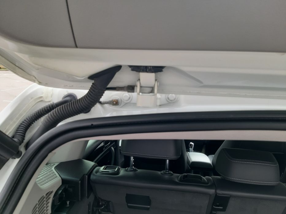 BMW X3 Подам автомобіль.  Авто не битий не фарбований на 100%.