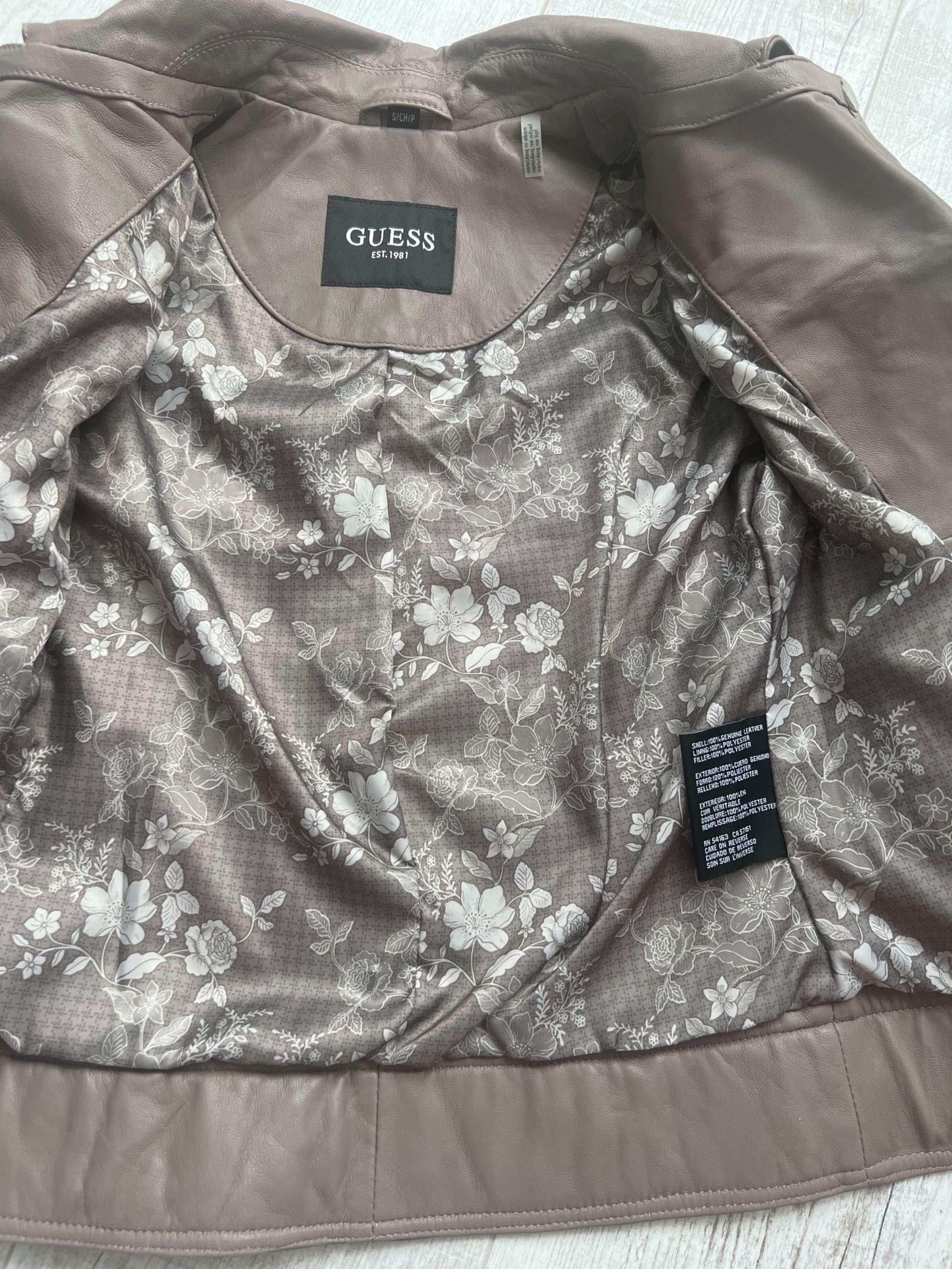 Куртка GUESS розмір S 1850 грн