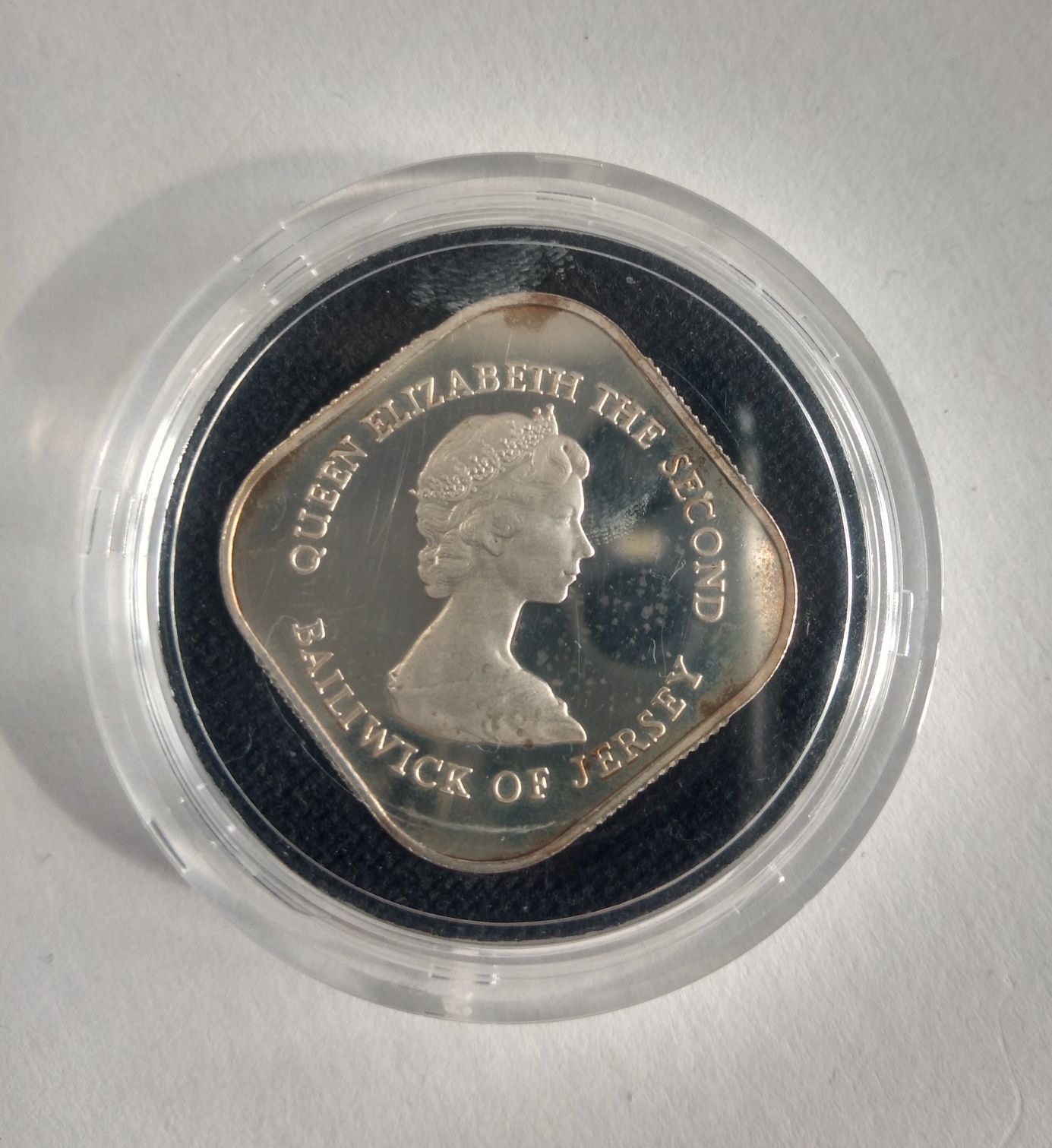 1 Pound - Elizabeth II, Bettle of Jersey, Srebro, 1981 r.