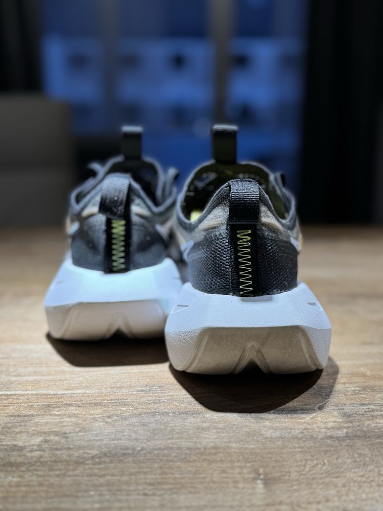 Nike Vista Lite