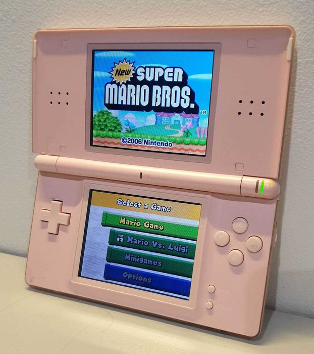 Konsola Nintendo DS Lite Różowa + zasilacz +Etui
