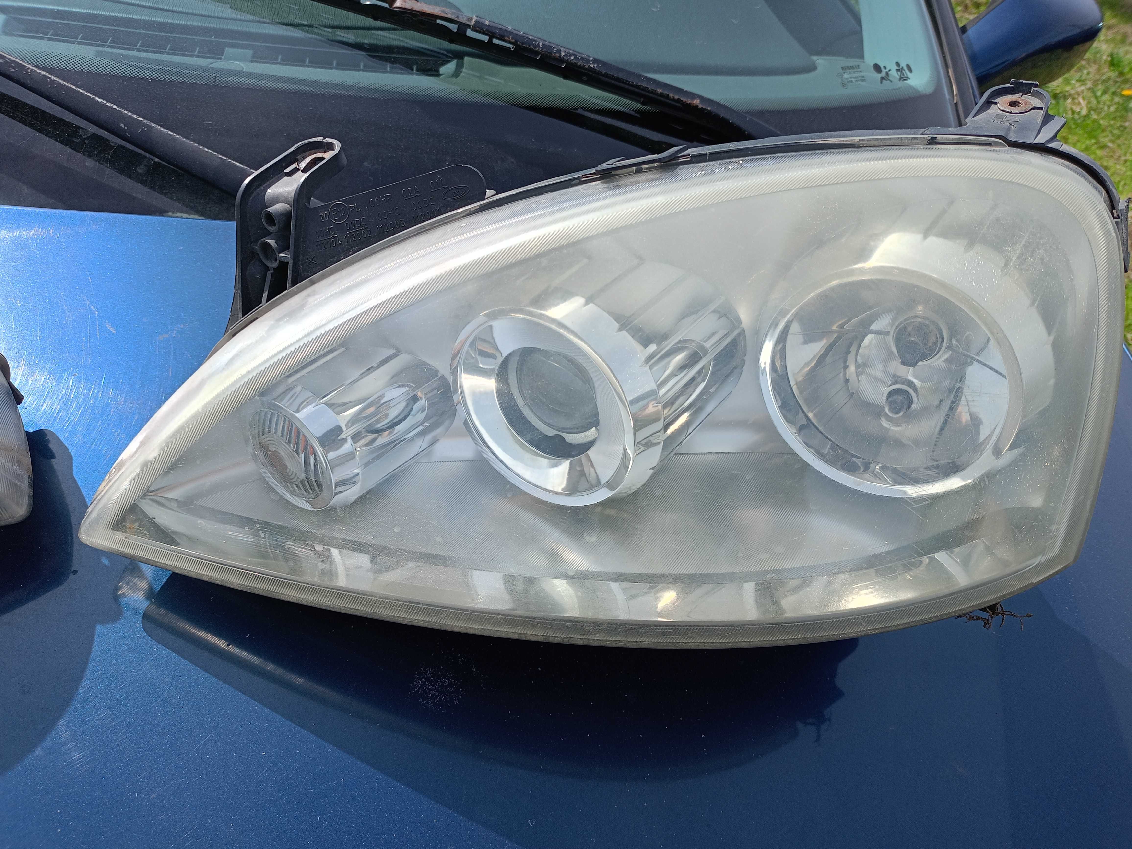 Opel Corsa c lampy przód soczewki tył