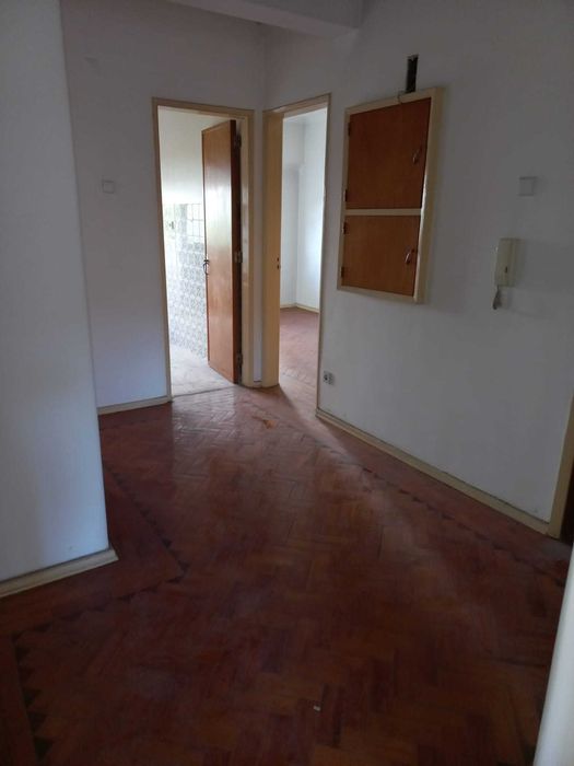 Apartamento T2 para Venda em Sacavém