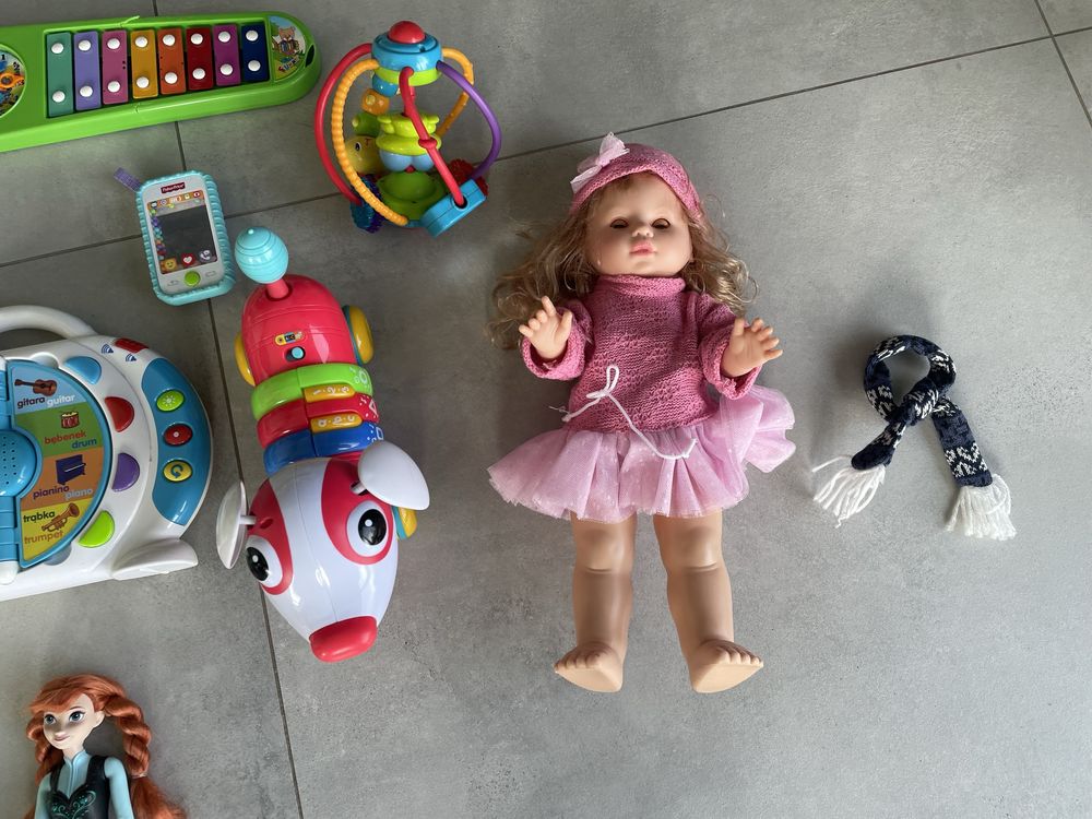 Zestaw zabawek edukacyjnych  interaktywnych lalka